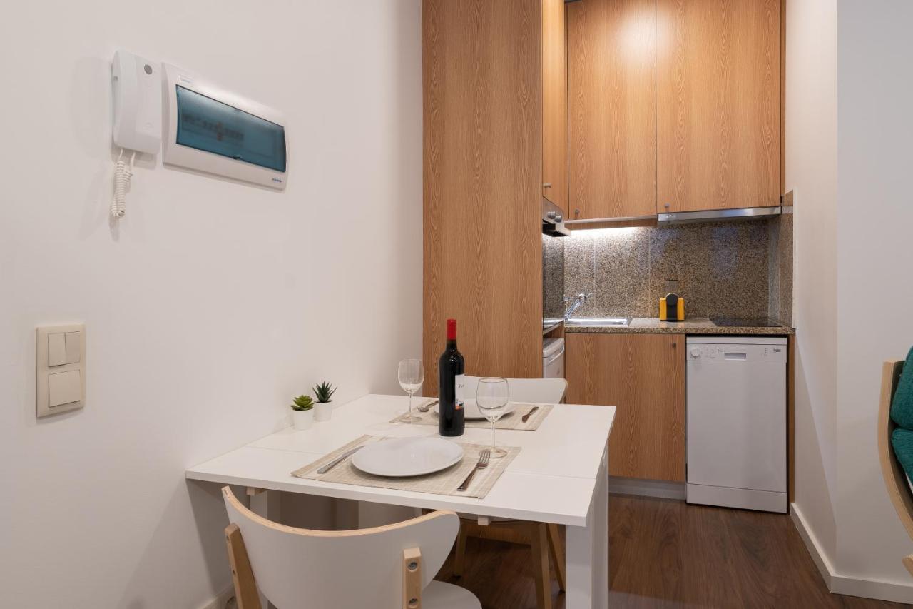 Host Wise - Modern Studios With Terrace - Walk Everywhere Porto Eksteriør billede